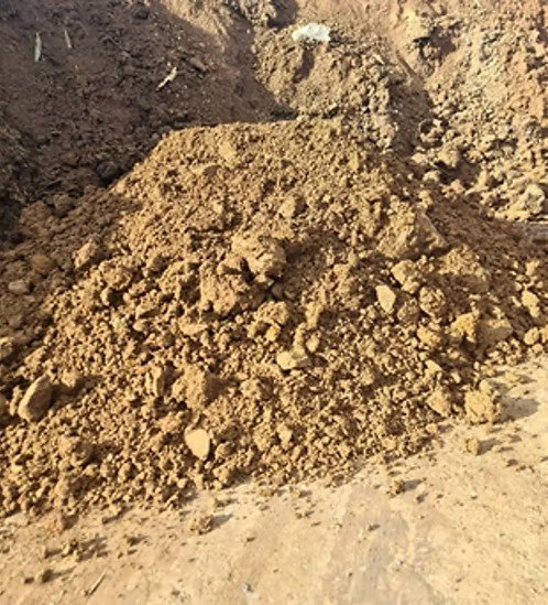 Type 1 CLEAN and DRY virgin Topsoil or Clay WMF exclude,6W Truck Max 10T